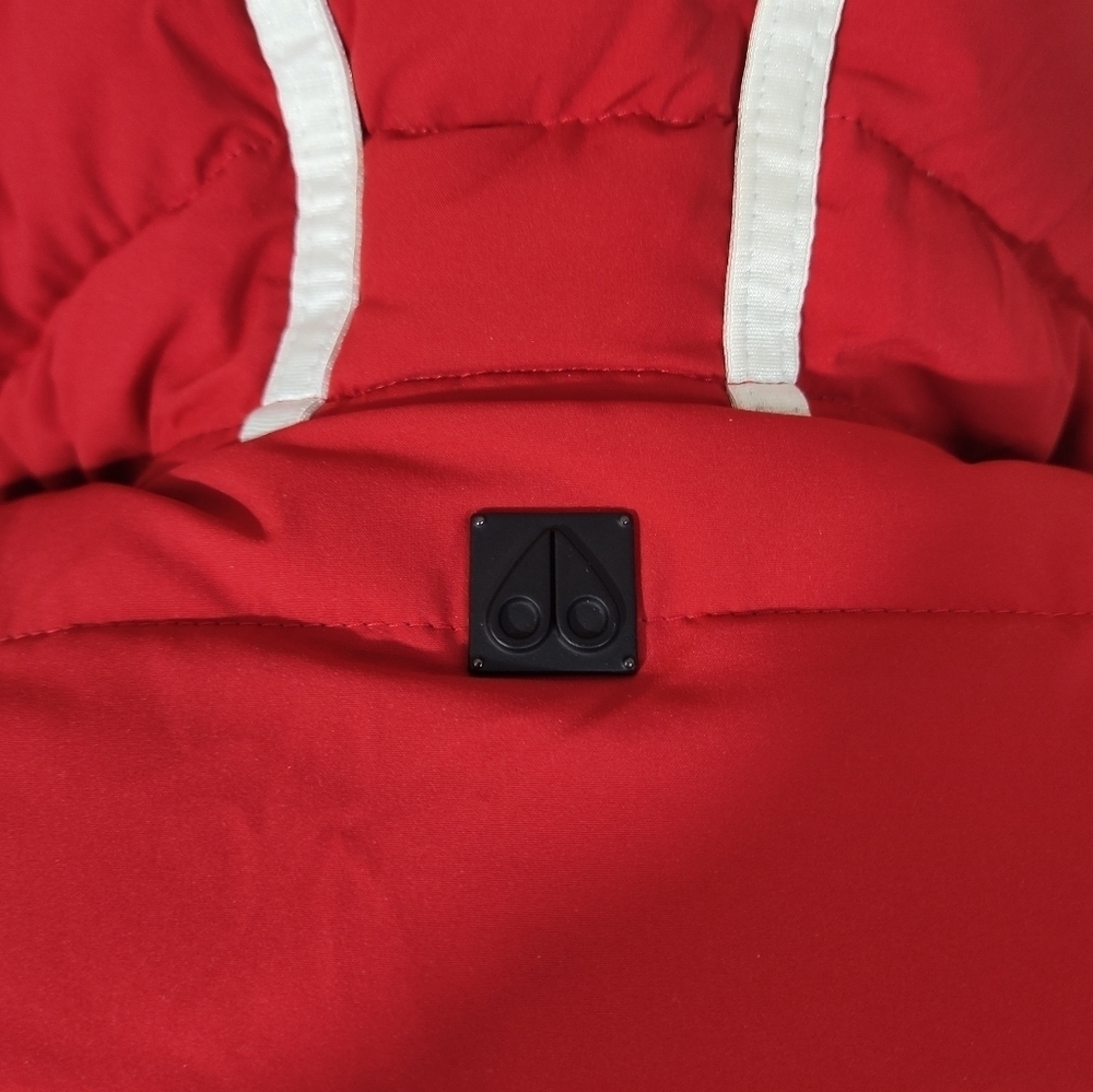 Moose Knuckles Red Redpath Hooded Down Jacket M - Picture 8 of 15